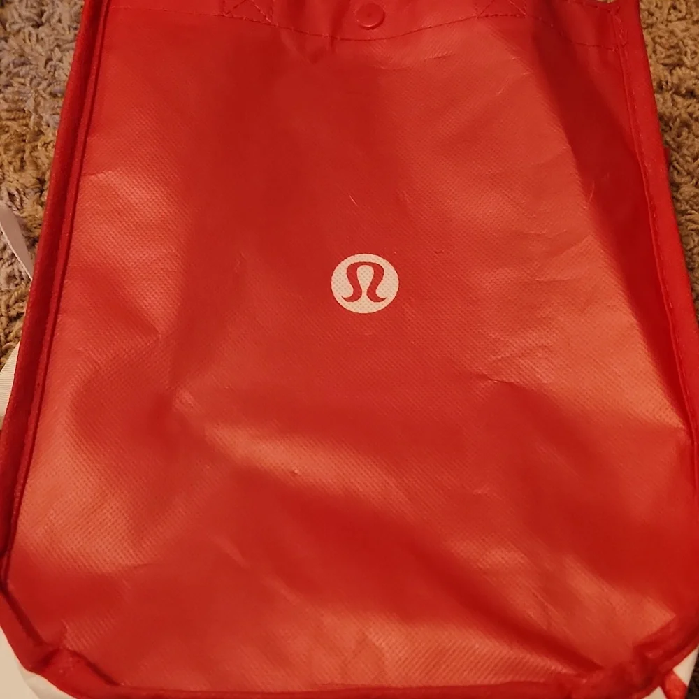 lululemon athletica Black, Red and White Tote Bags Total Of 4 - Picture 6 of 6